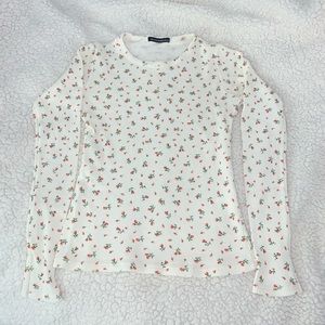 Brandy Melville - rose long sleeve shirt